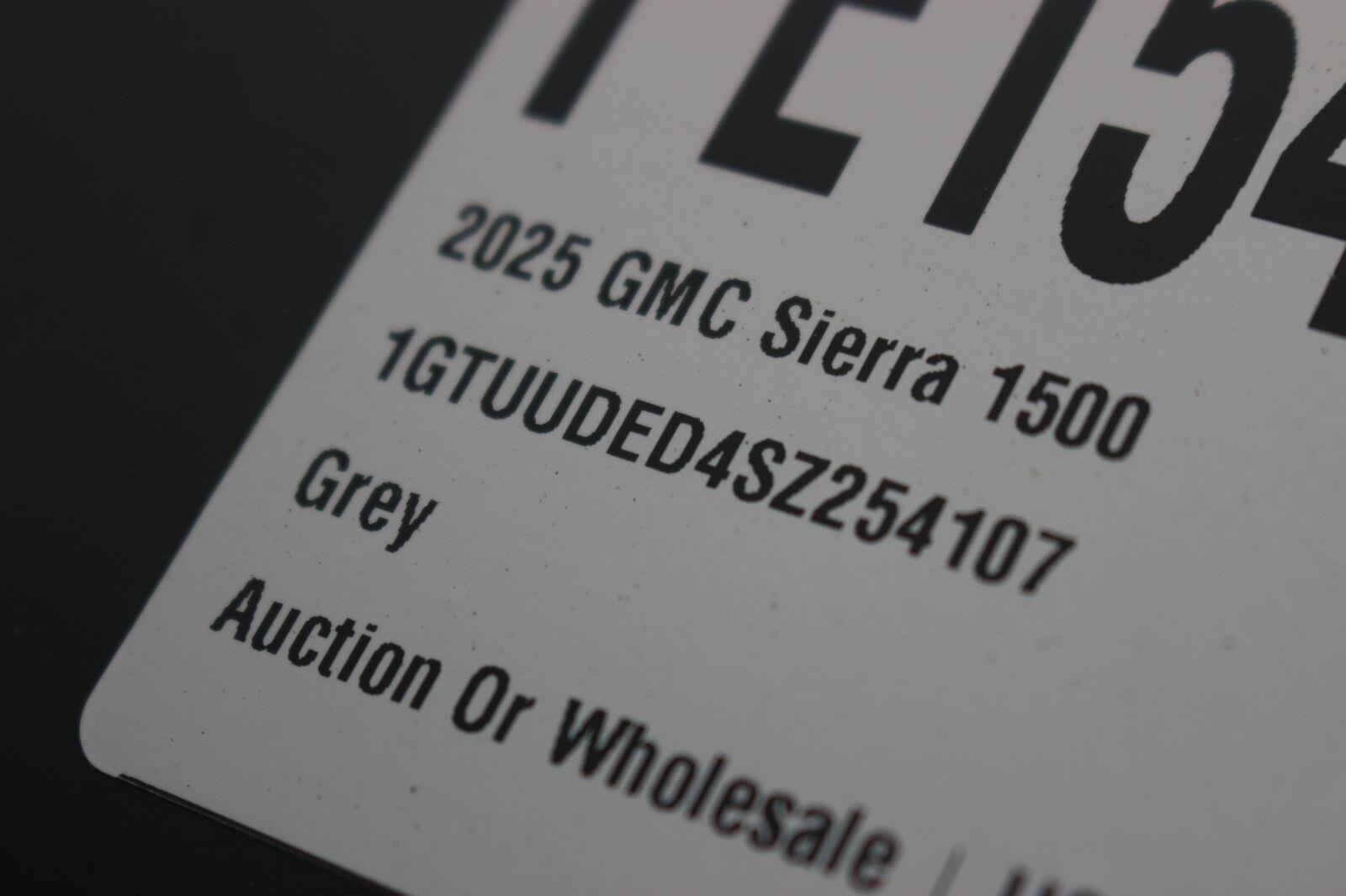 Used 2025 Sterling Metallic GMC SLT image 40