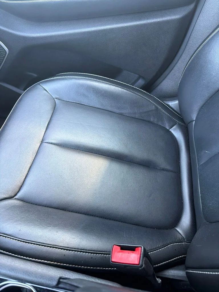 Used 2021 Gray Jeep Limited image 30