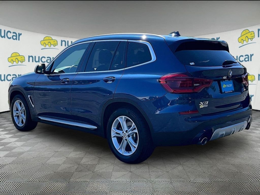 Used 2021 Blue BMW xDrive30i image 4