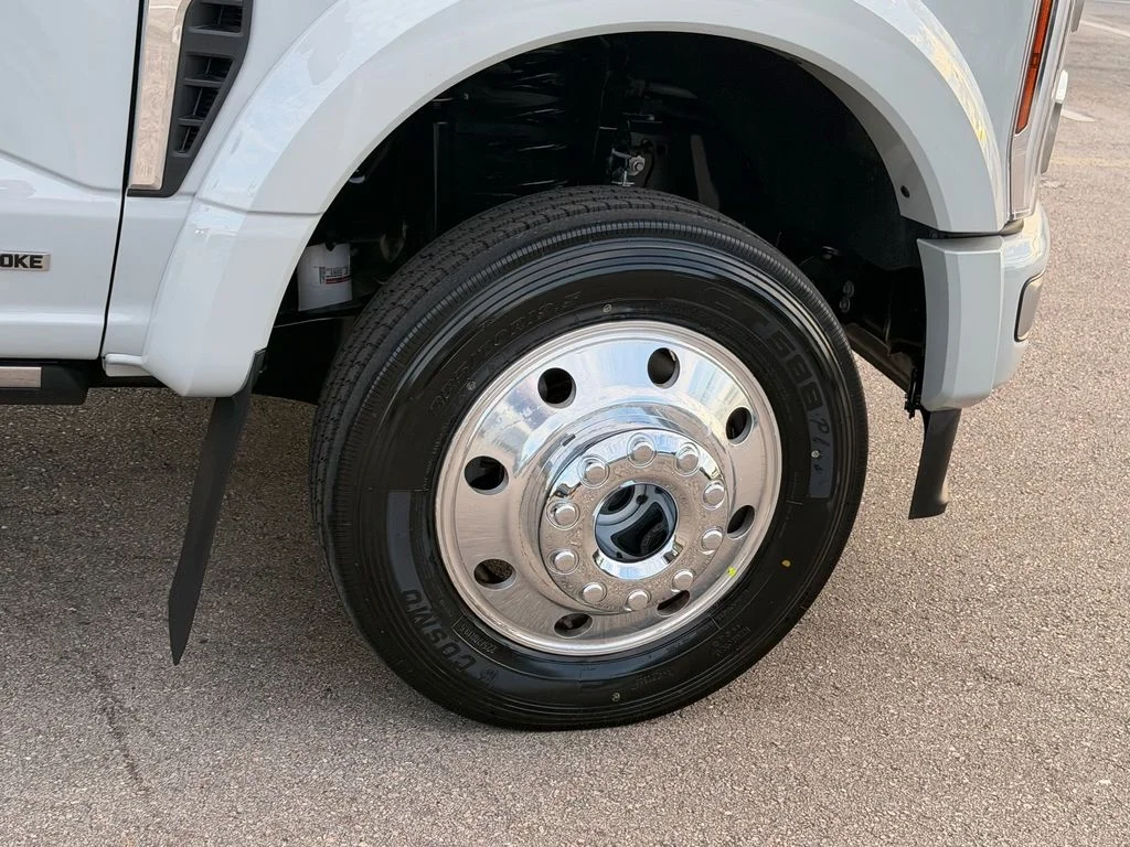 Certified Used 2026 Avalanche Ford Platinum image 9