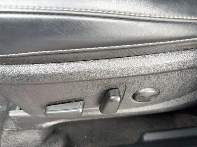 Used 2025 Silver Kia S image 15