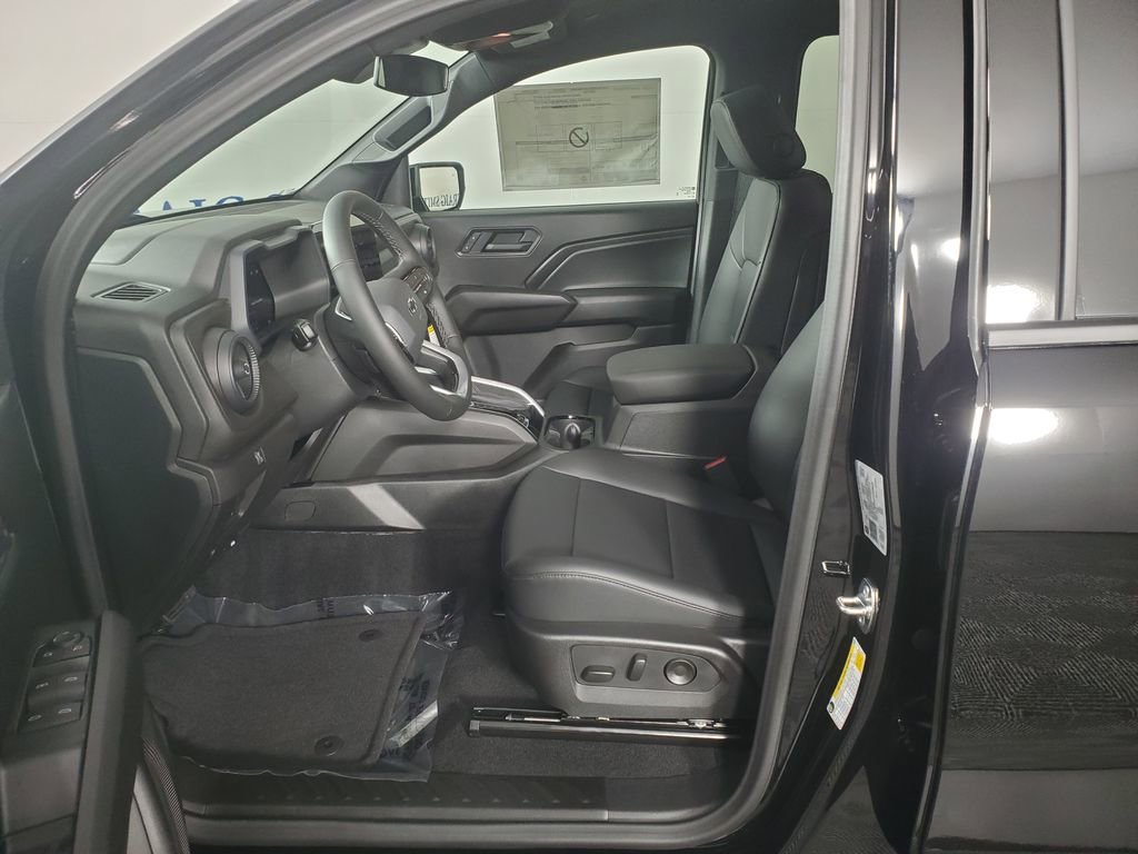 2026 Chevrolet Colorado Trail Boss - Photo 13