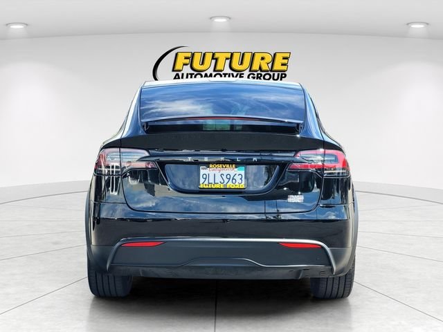 Used 2024  Tesla Plaid image 5