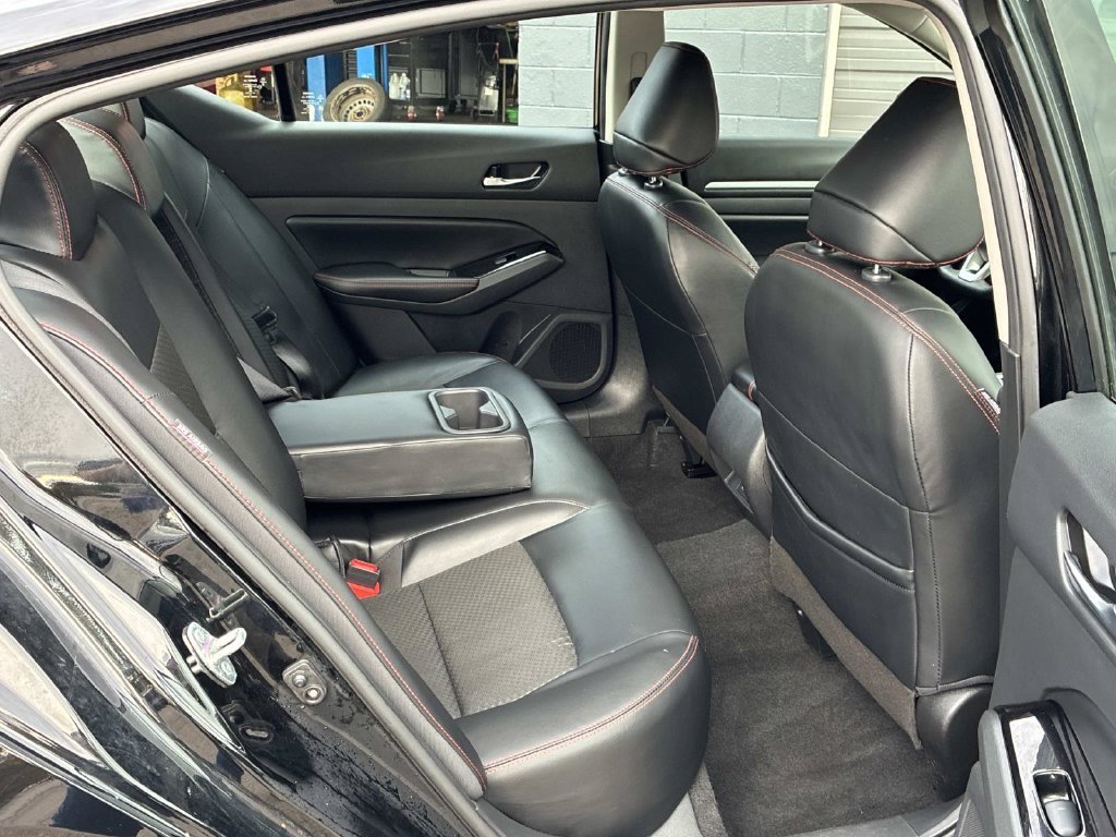 Used 2024 Black Nissan 2.5 SR image 10