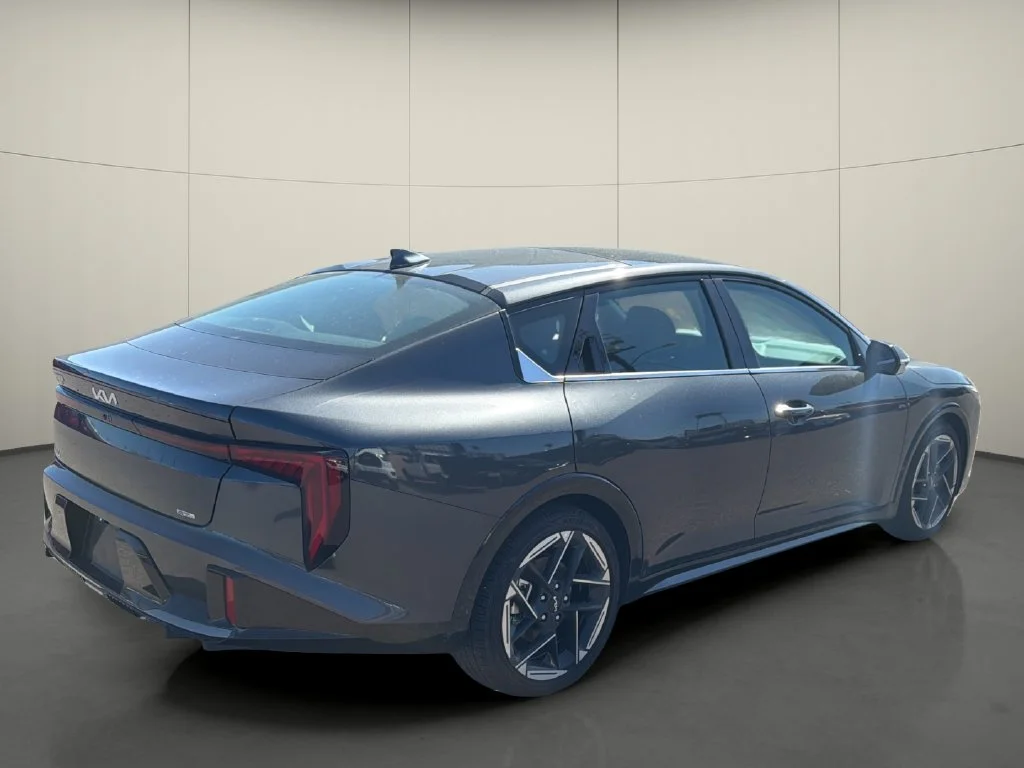 Used 2026 Gray Kia GT-Line image 7