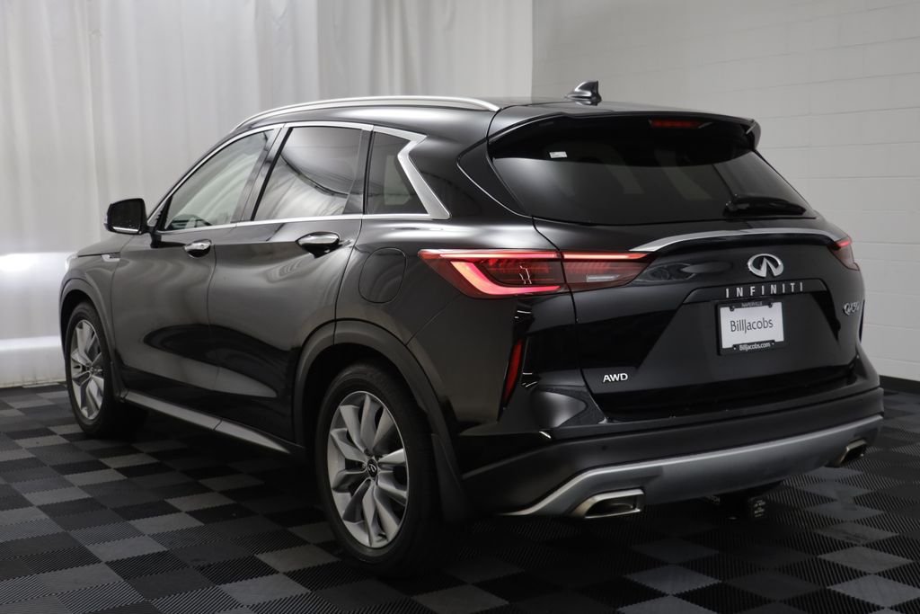 Used 2021 Black Obsidian INFINITI LUXE image 16