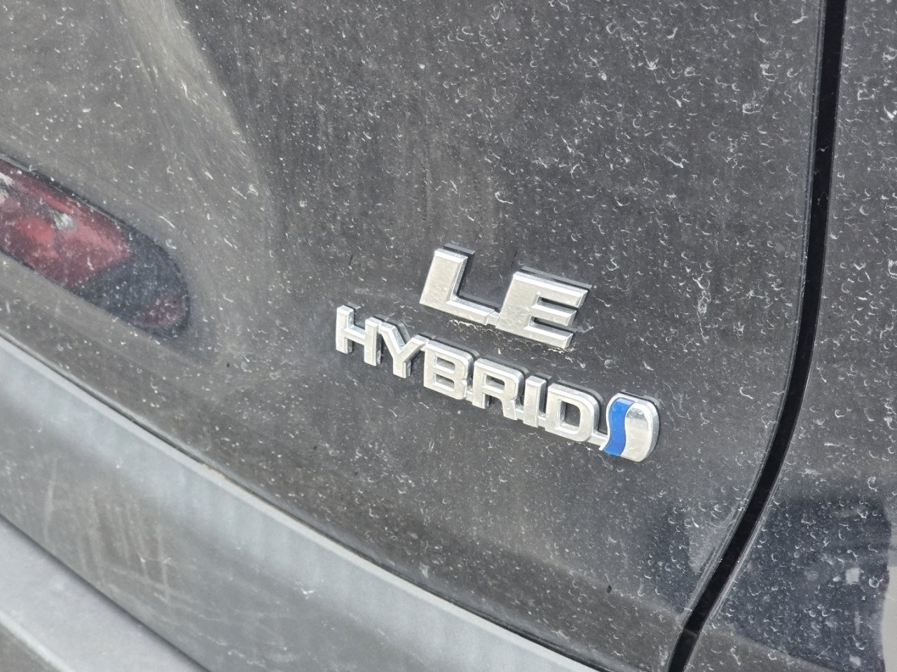Used 2022 Black Toyota LE image 9