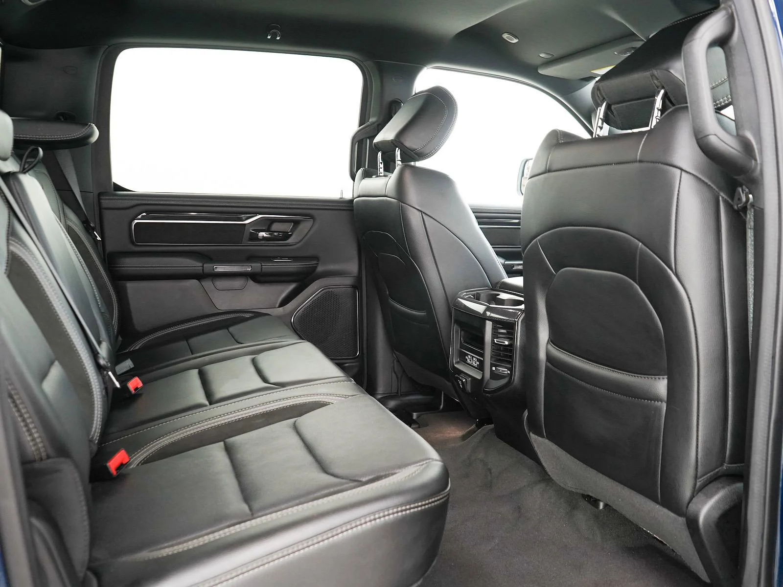 Used 2022 Patriot Blue Pearlcoat Ram Sport image 12