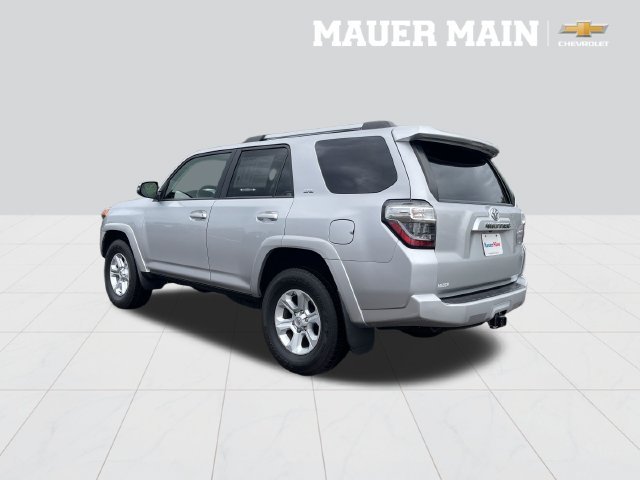 Used 2022 Silver Toyota SR5 Premium image 3