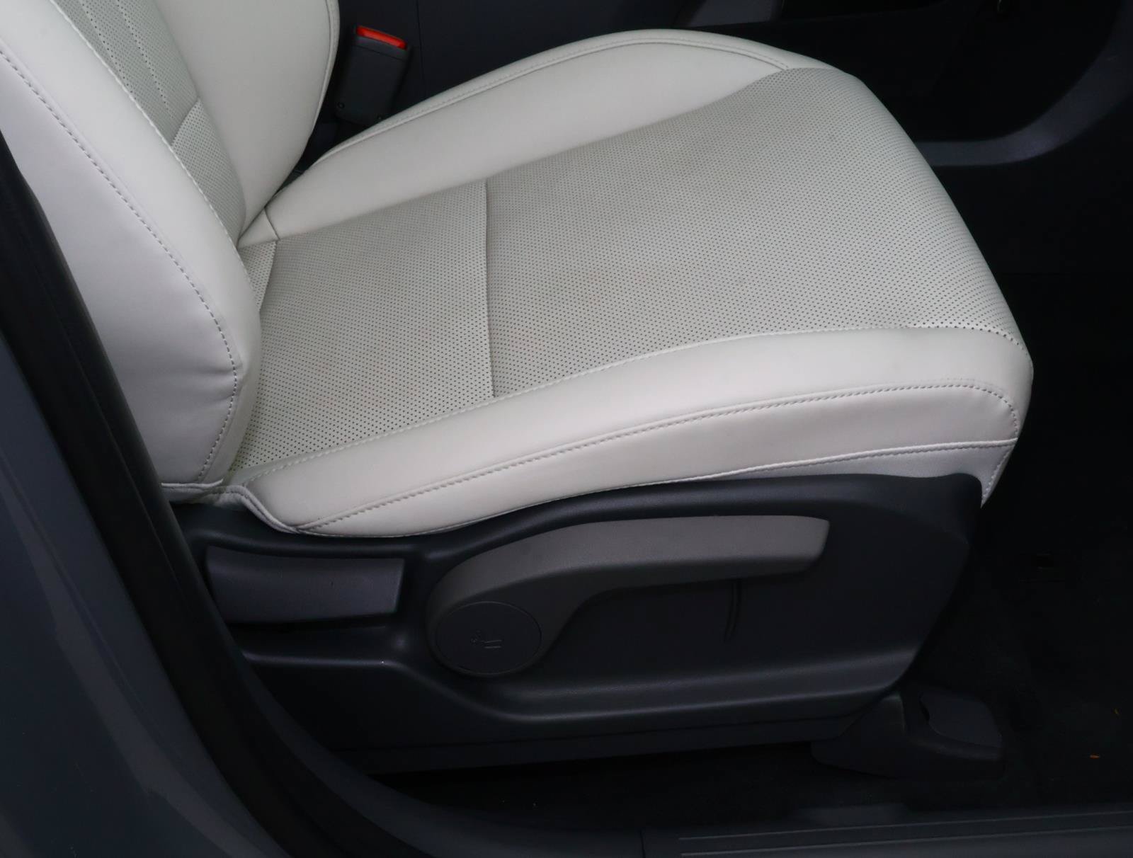 2024 Hyundai Santa Fe SEL - Photo 17