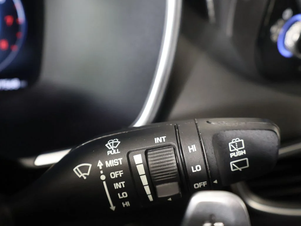 Used 2022 Silver Hyundai XRT image 40