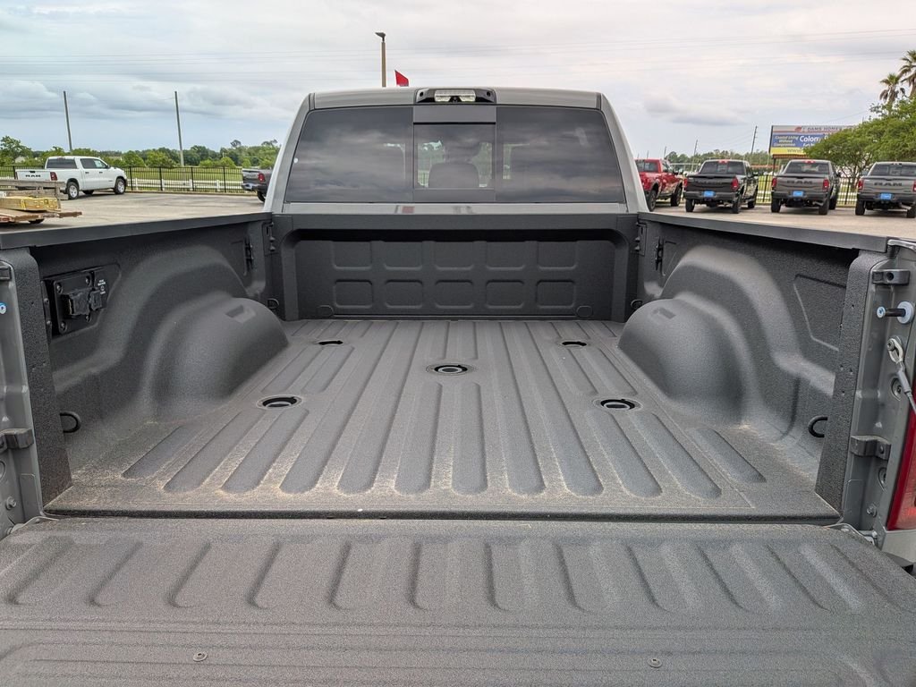 New 2026 Ceramic Gray Clear-Coat Exterior Paint RAM Laramie image 34