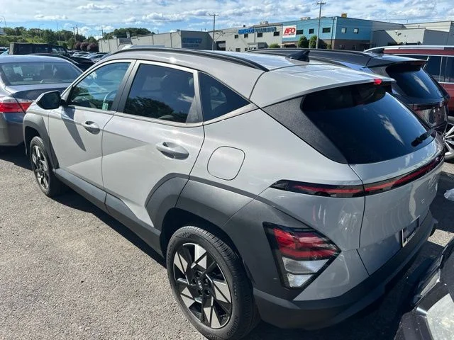 Used 2024 Gray Hyundai SEL image 2