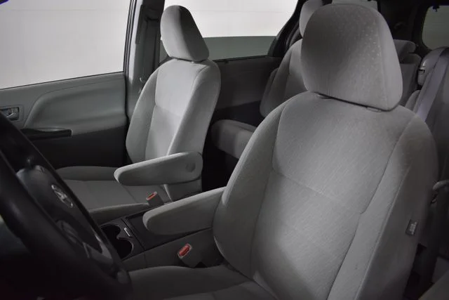 Used 2019 Gray Toyota LE image 14