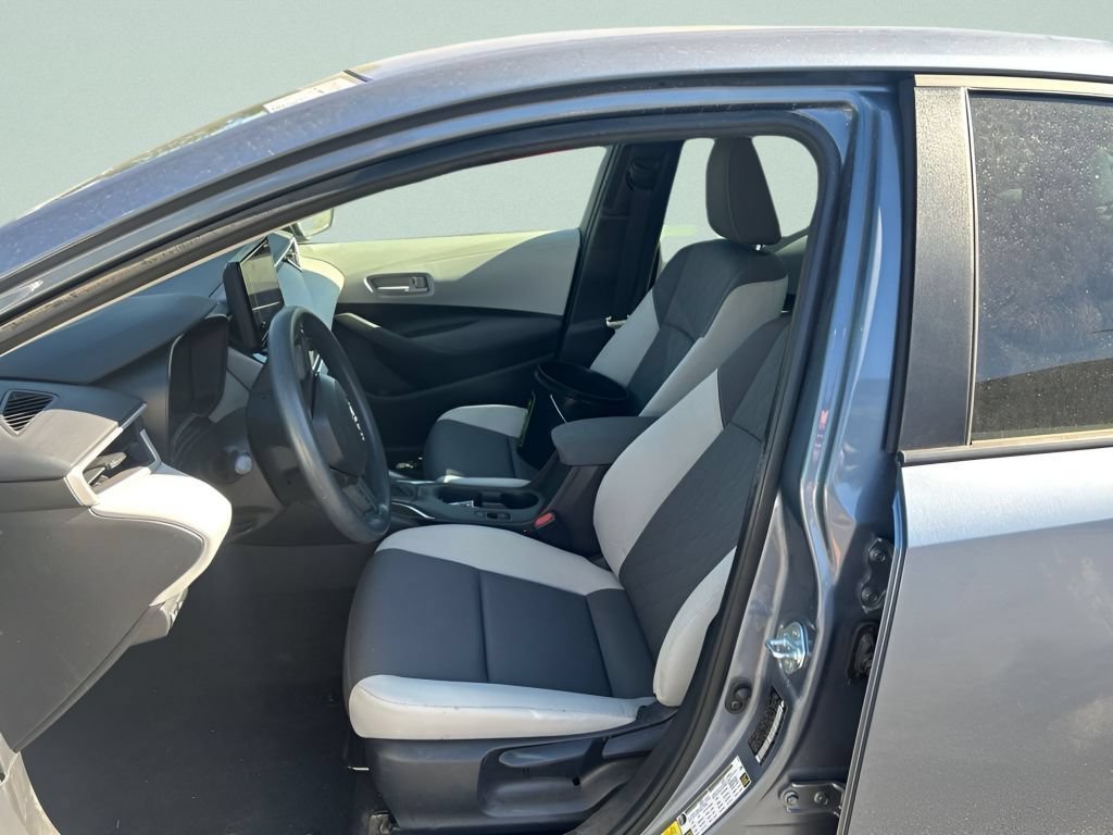 Used 2025 Celestite Toyota LE image 17