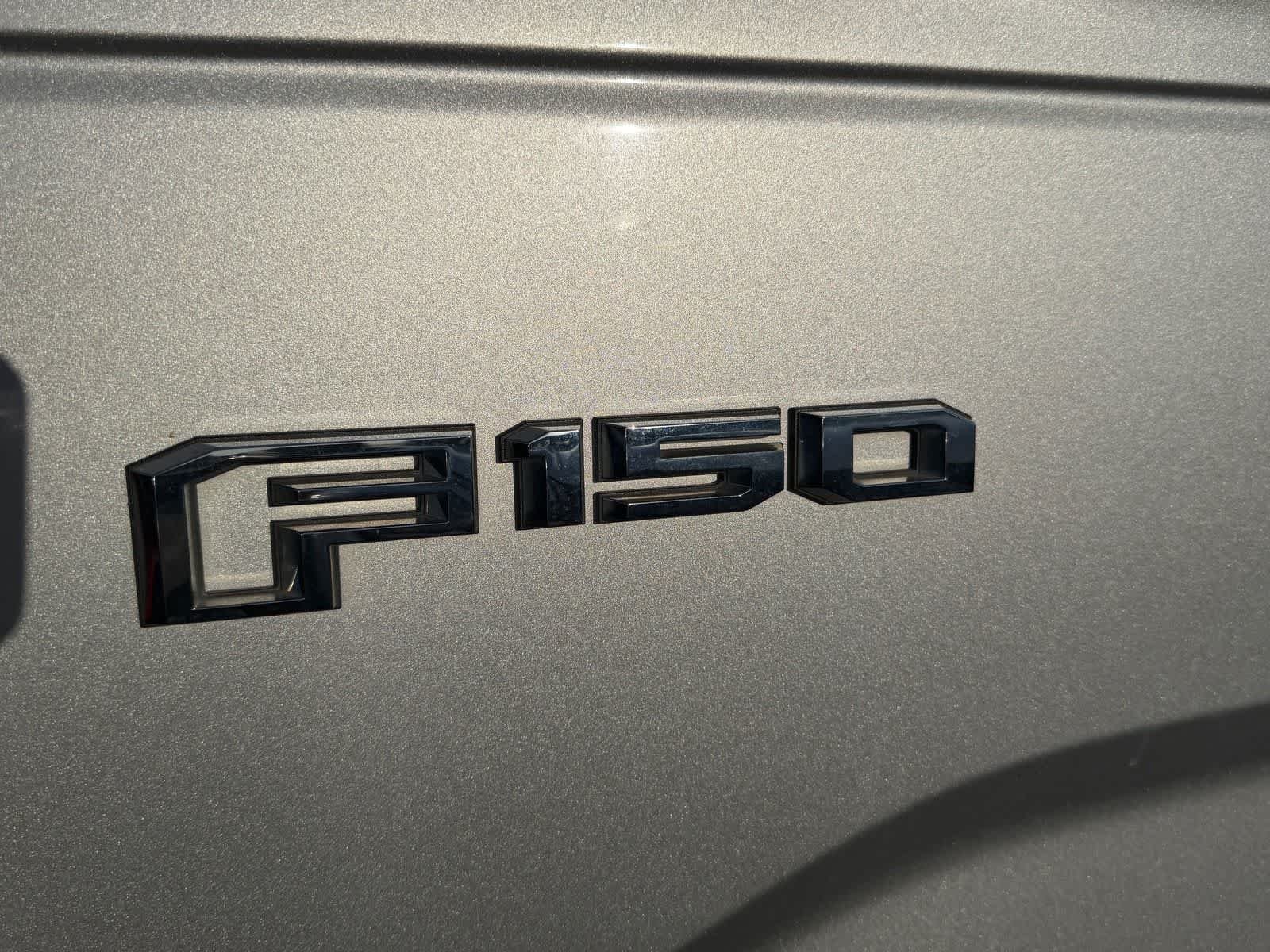 Used 2016 Ingot Silver Metallic Ford XL image 19