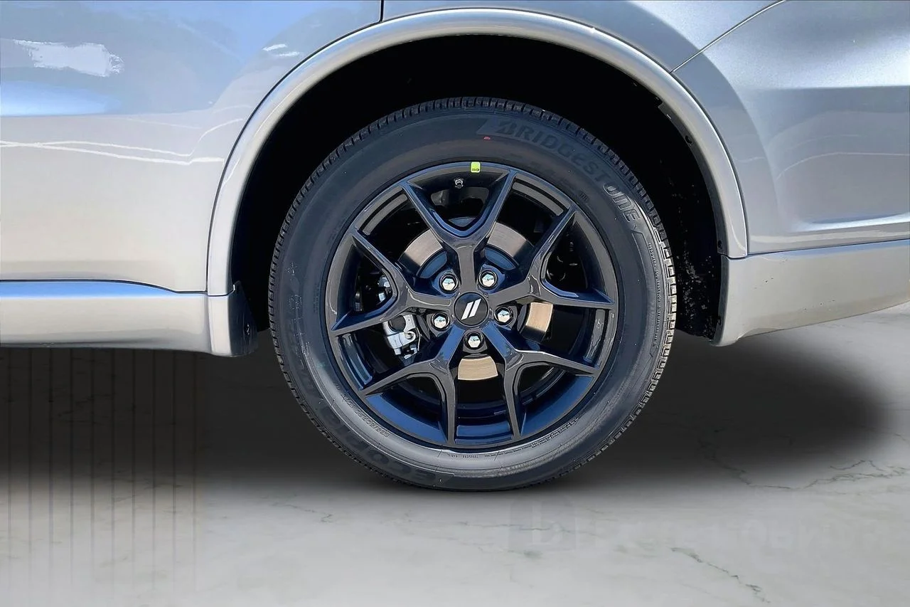 New 2026 Triple Nickel Exterior Paint Dodge  image 36