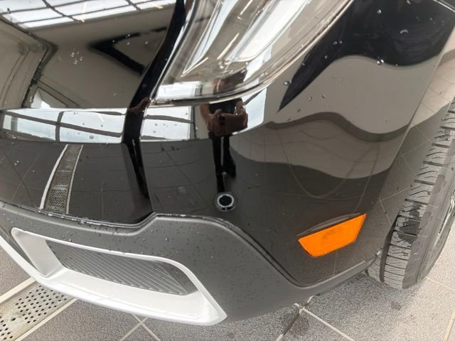 New 2026 Shadow Black Ford XLT image 4