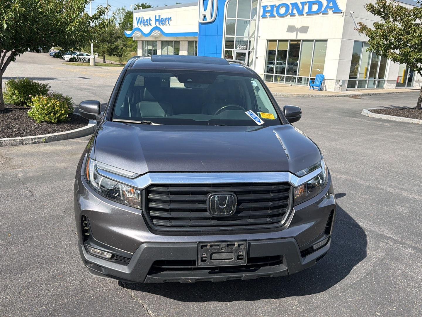 Used 2023 Modern Steel Metallic Honda RTL image 2