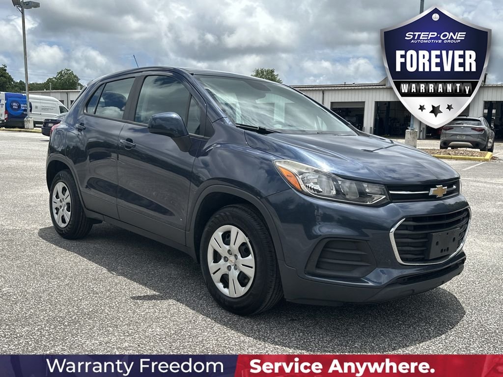 Used 2018 Blue Chevrolet LS image 9
