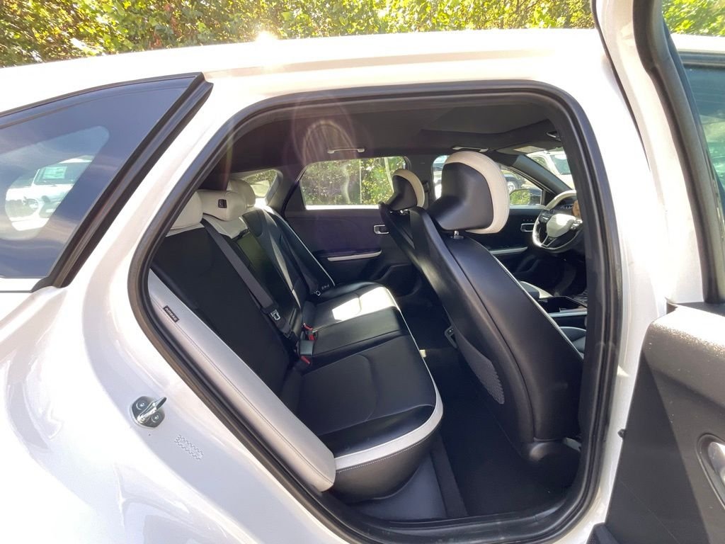 Used 2026 White Kia GT-Line Turbo image 24
