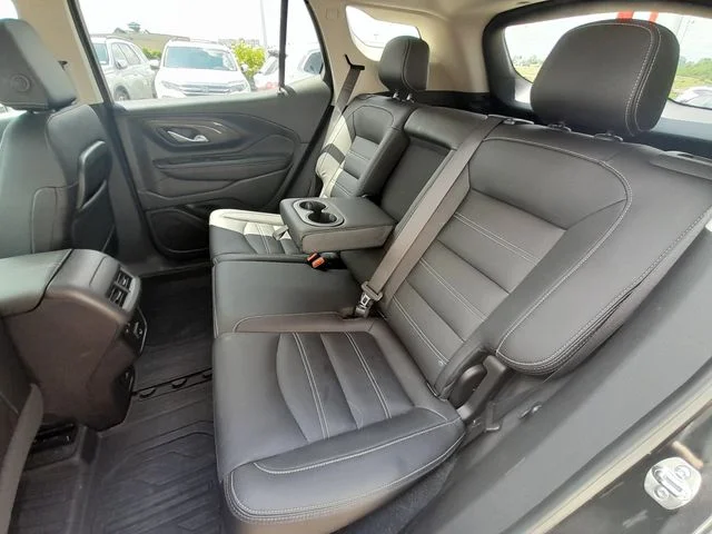 Used 2024 Black GMC Denali image 42