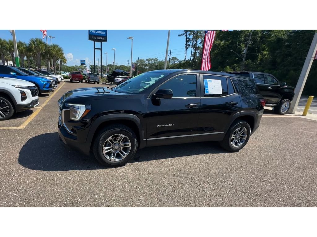 Used 2026 Ebony Twilight Metallic GMC Elevation image 6