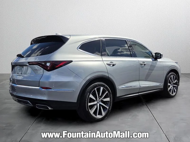Used 2026 Solar Silver Metallic Acura FWD w/Technology Package image 4