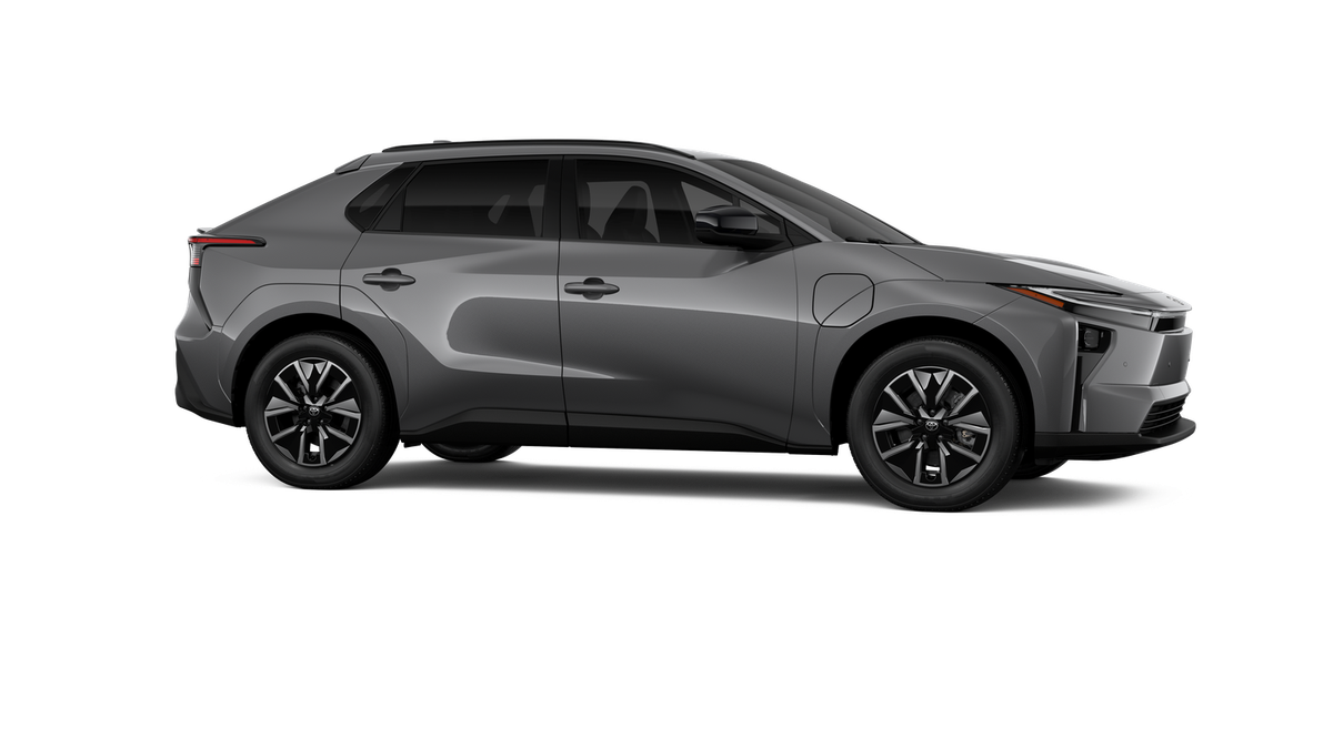 New 2026 Heavy Metal Toyota XLE image 13