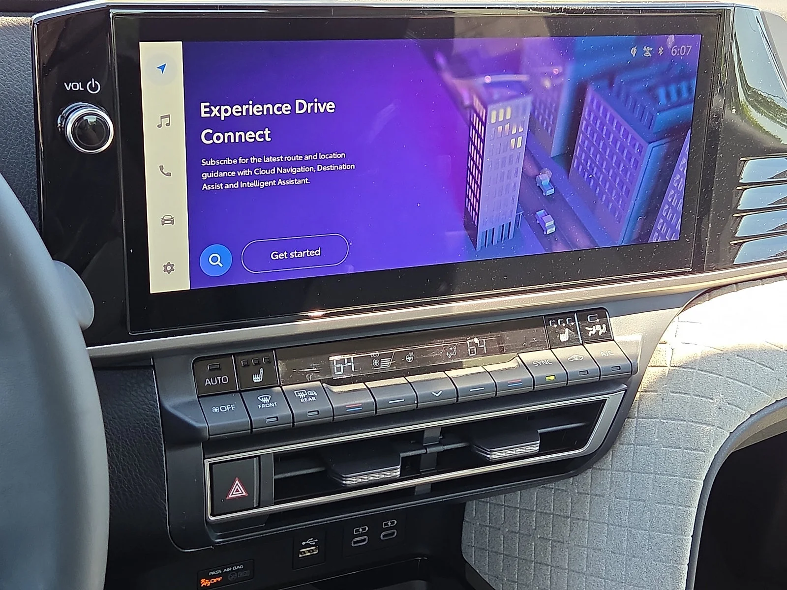 2026 Toyota Camry XLE - Photo 10
