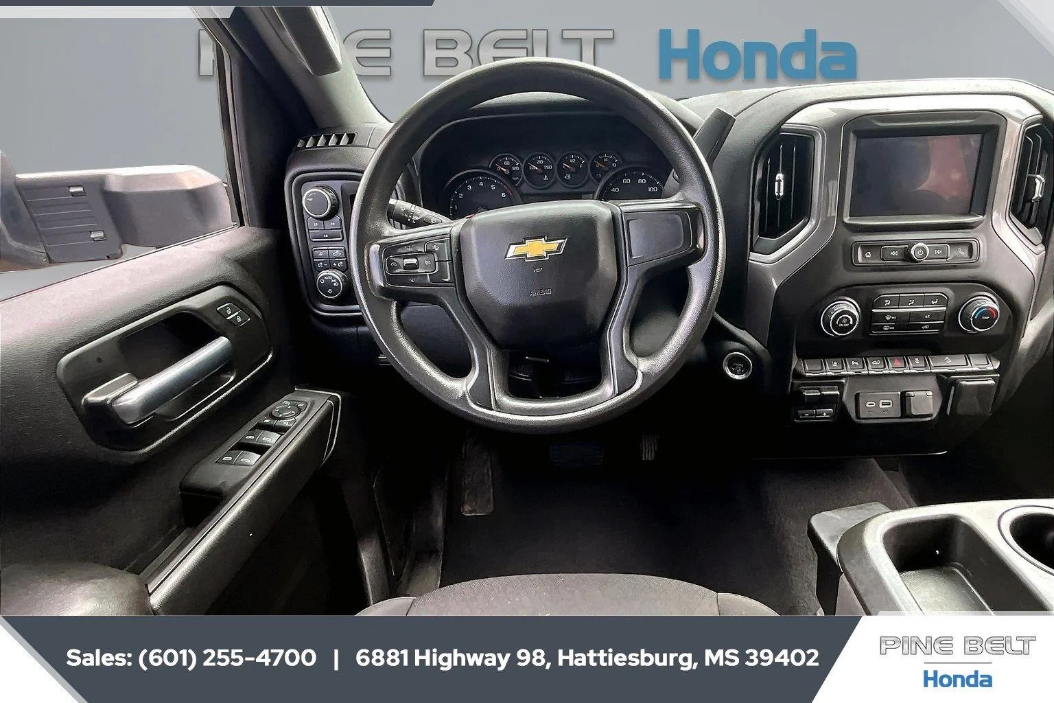 Used 2024 Summit White Chevrolet Custom image 5