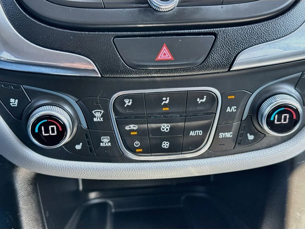 Used 2020 Blue Chevrolet Premier image 19