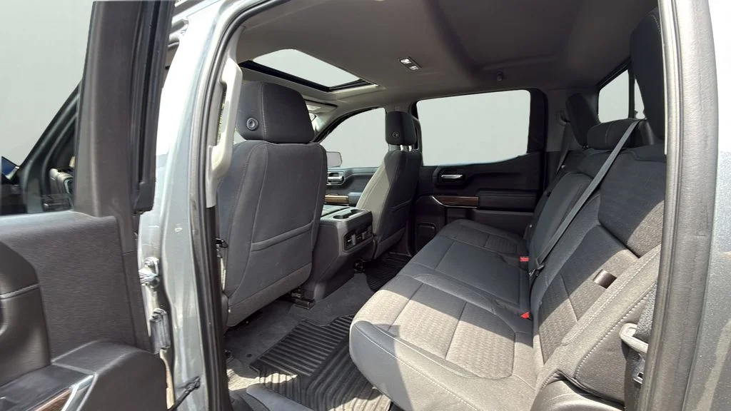 Used 2021 Gray Chevrolet RST image 16