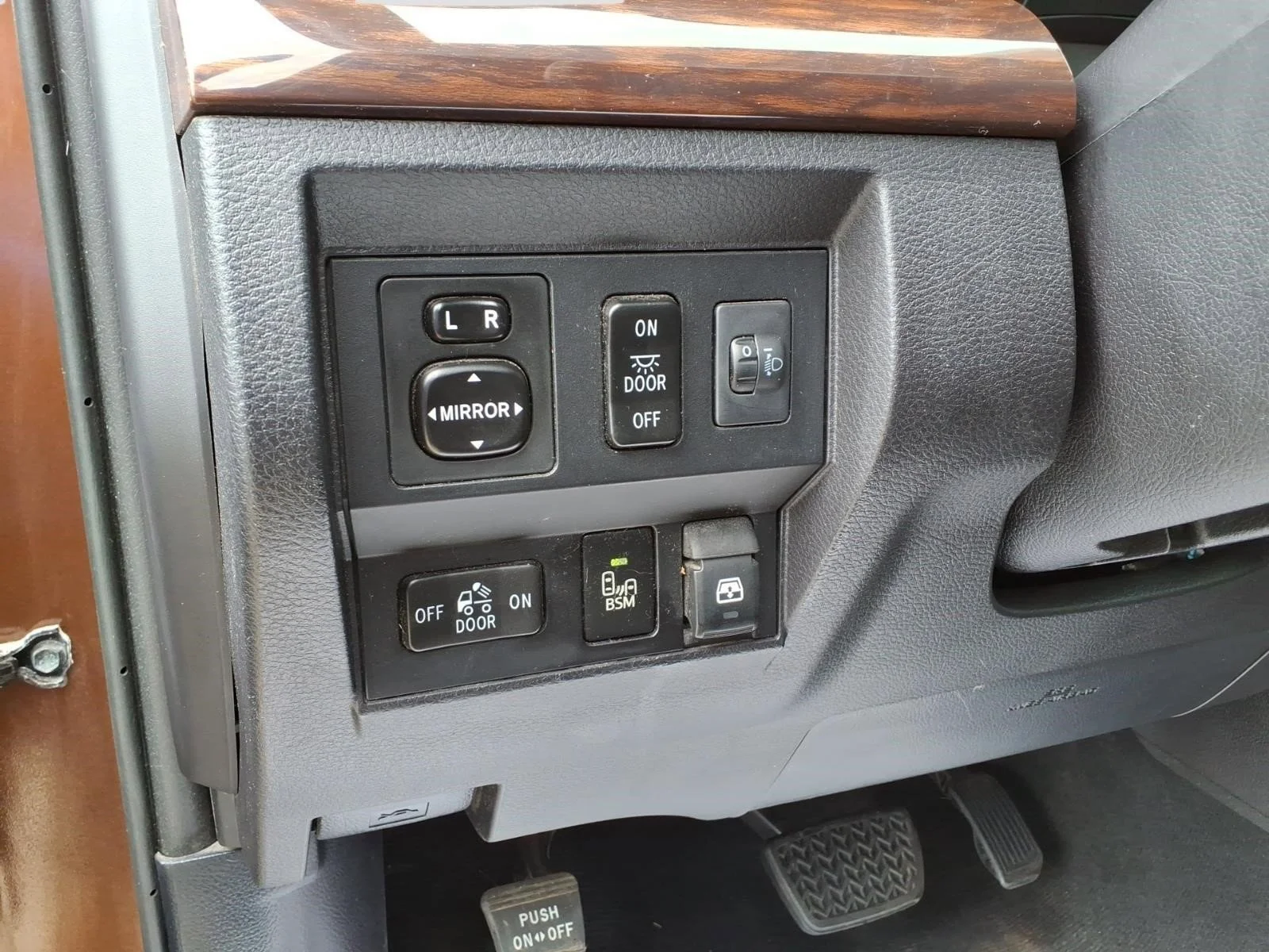 Used 2016 Sunset Bronze Toyota Limited CrewMax image 17