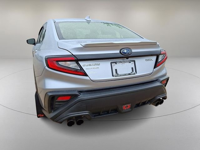 Used 2022 Silver Subaru Limited image 8