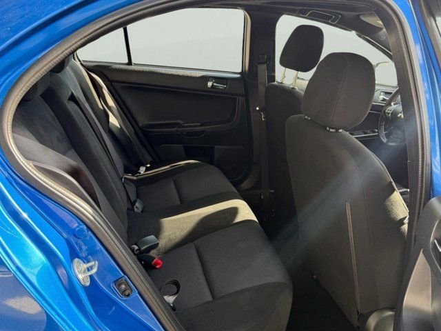 Used 2017  Mitsubishi ES image 13