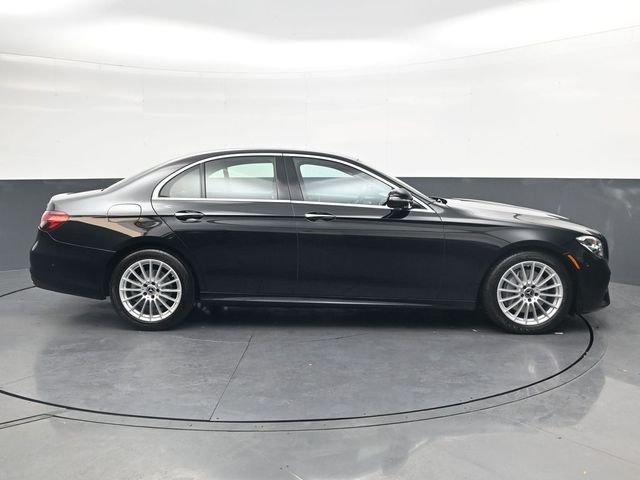Used 2023  Mercedes-Benz E 350 image 3
