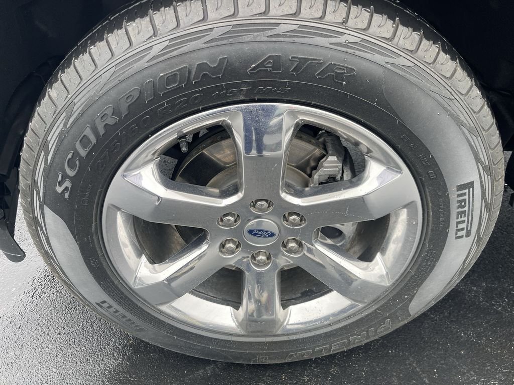 Used 2023 Blue Ford XLT image 14