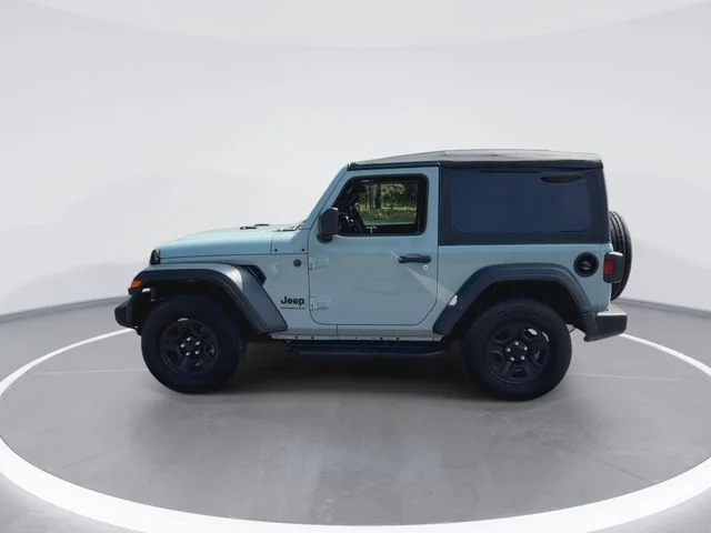 Used 2023 Gray Jeep Sport image 10