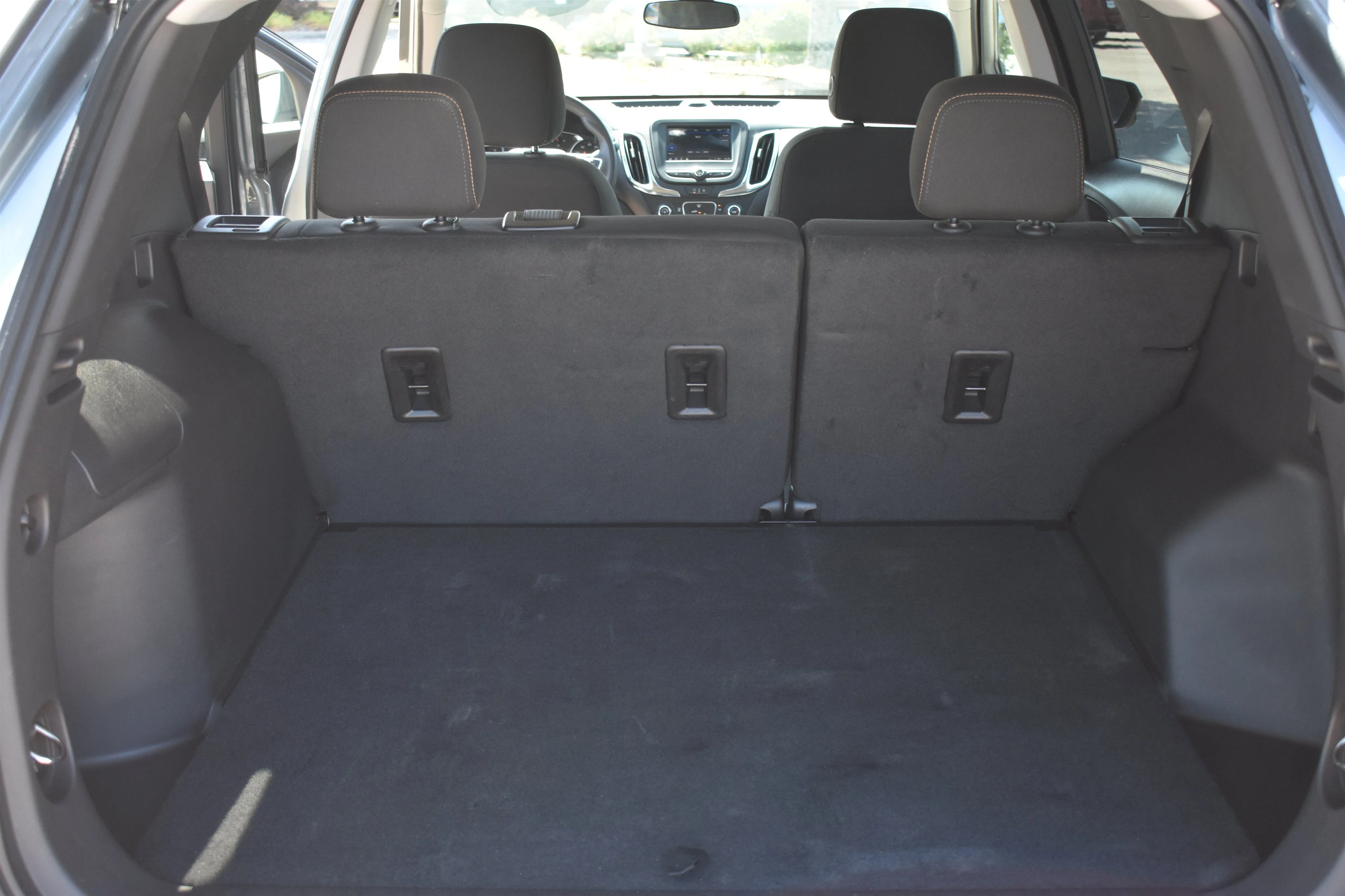Used 2024 Sterling Gray Metallic Chevrolet LT image 18