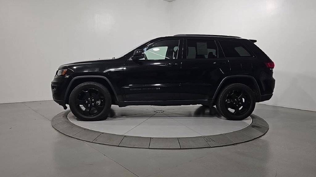 Used 2019 Black Jeep Laredo image 2