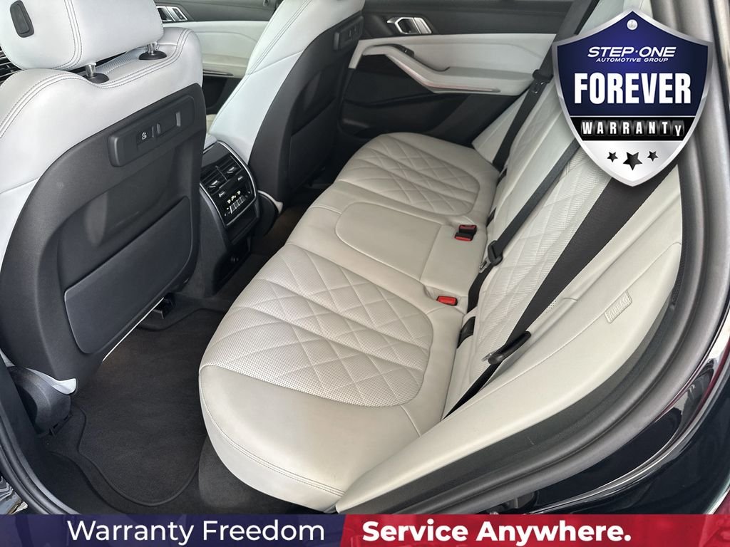Used 2023 Black BMW xDrive45e image 30