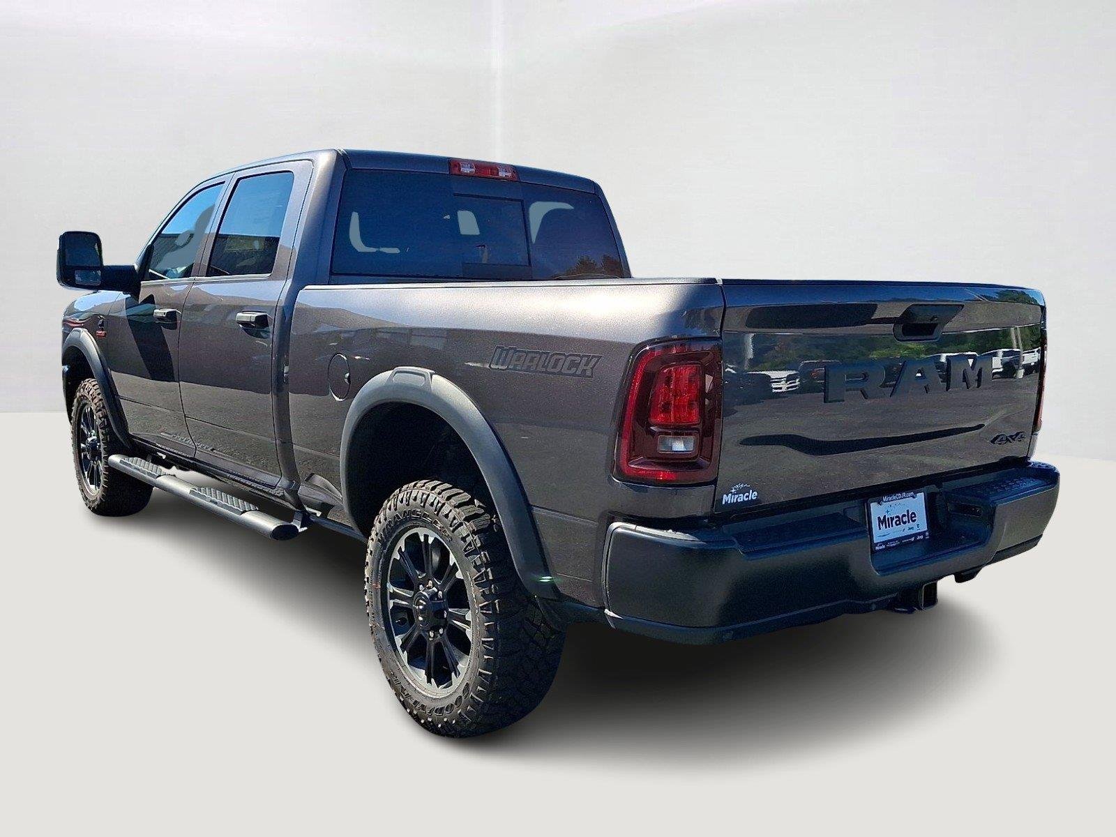 New 2026 Granite Crystal Metallic Clear-Coat Exterior Paint RAM Warlock image 4