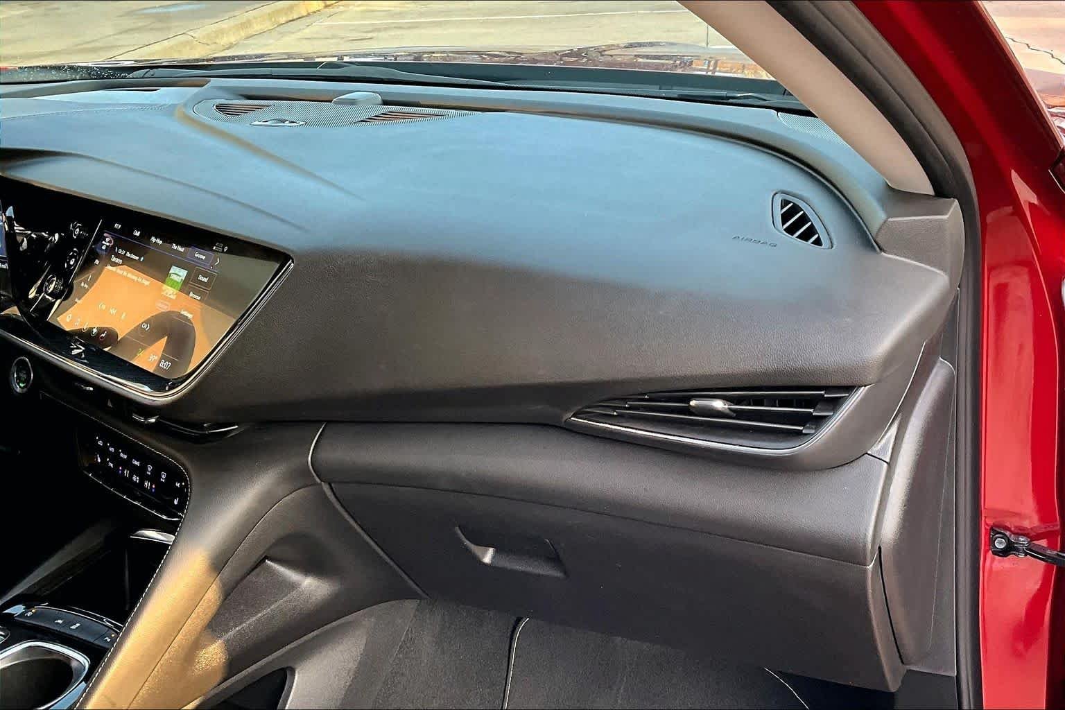 2023 Buick Envision Essence - Photo 17