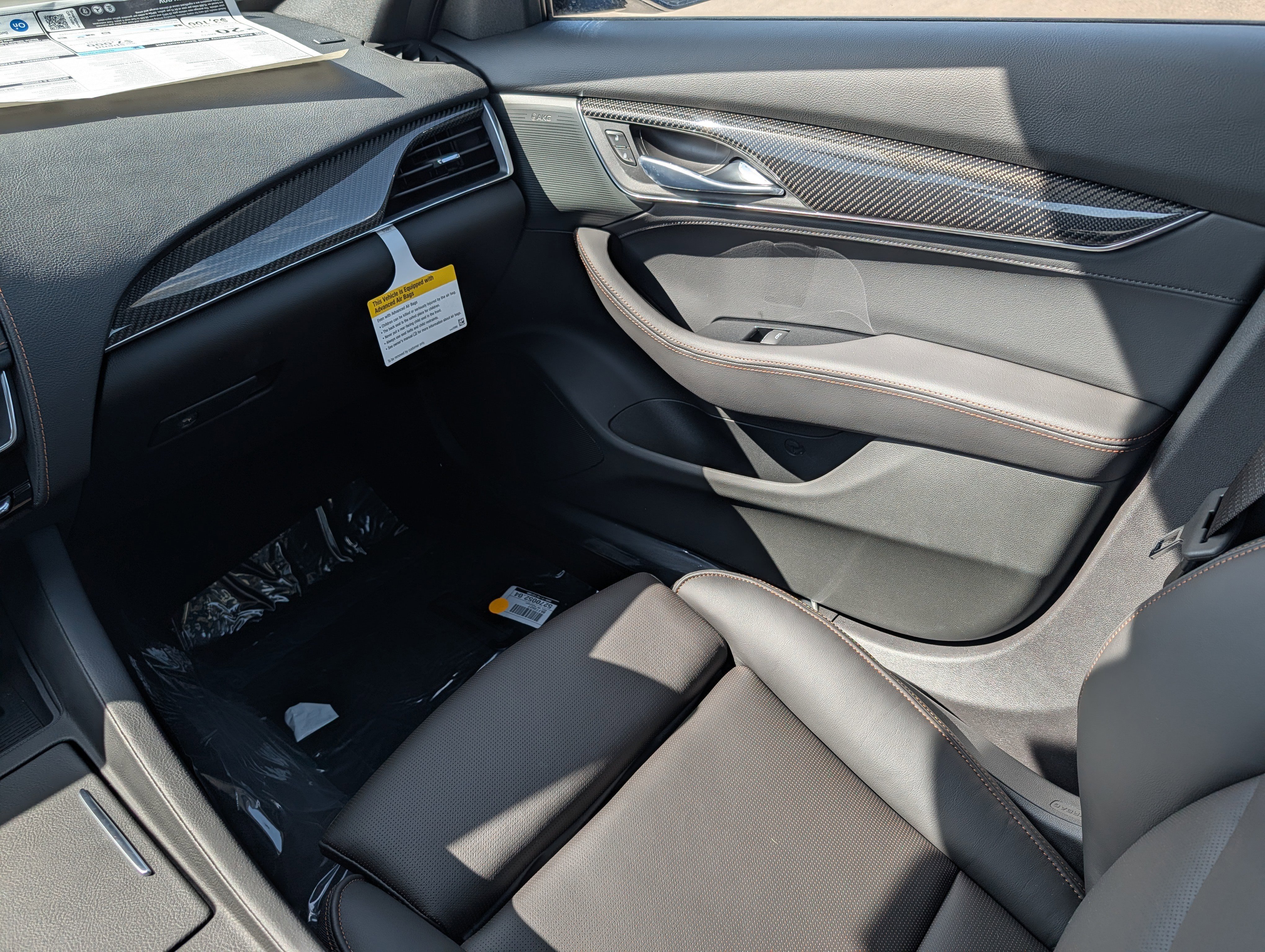 2026 Cadillac CT5 V-Series - Photo 9