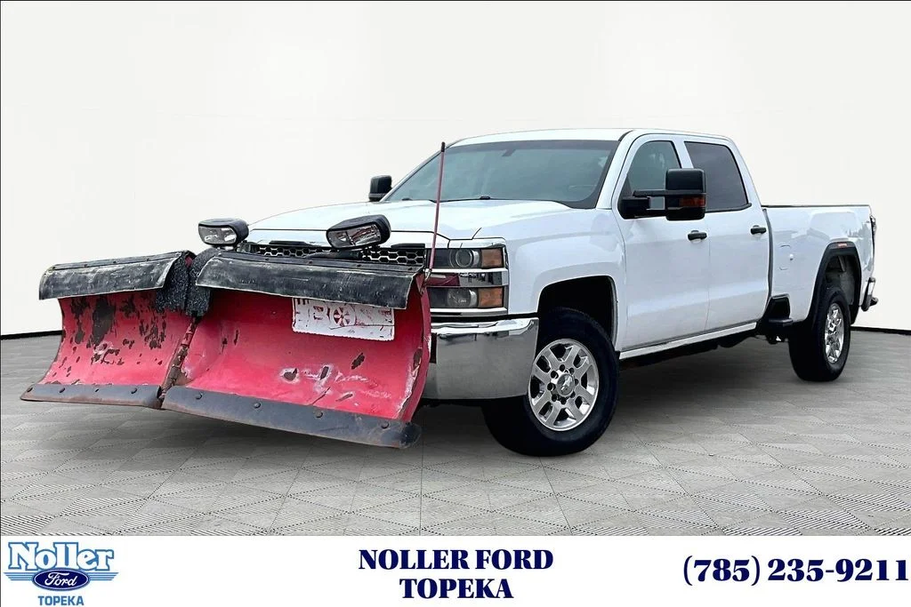 2019 Chevrolet Silverado HD Work Truck 4WD Crew Cab Long Box's photo