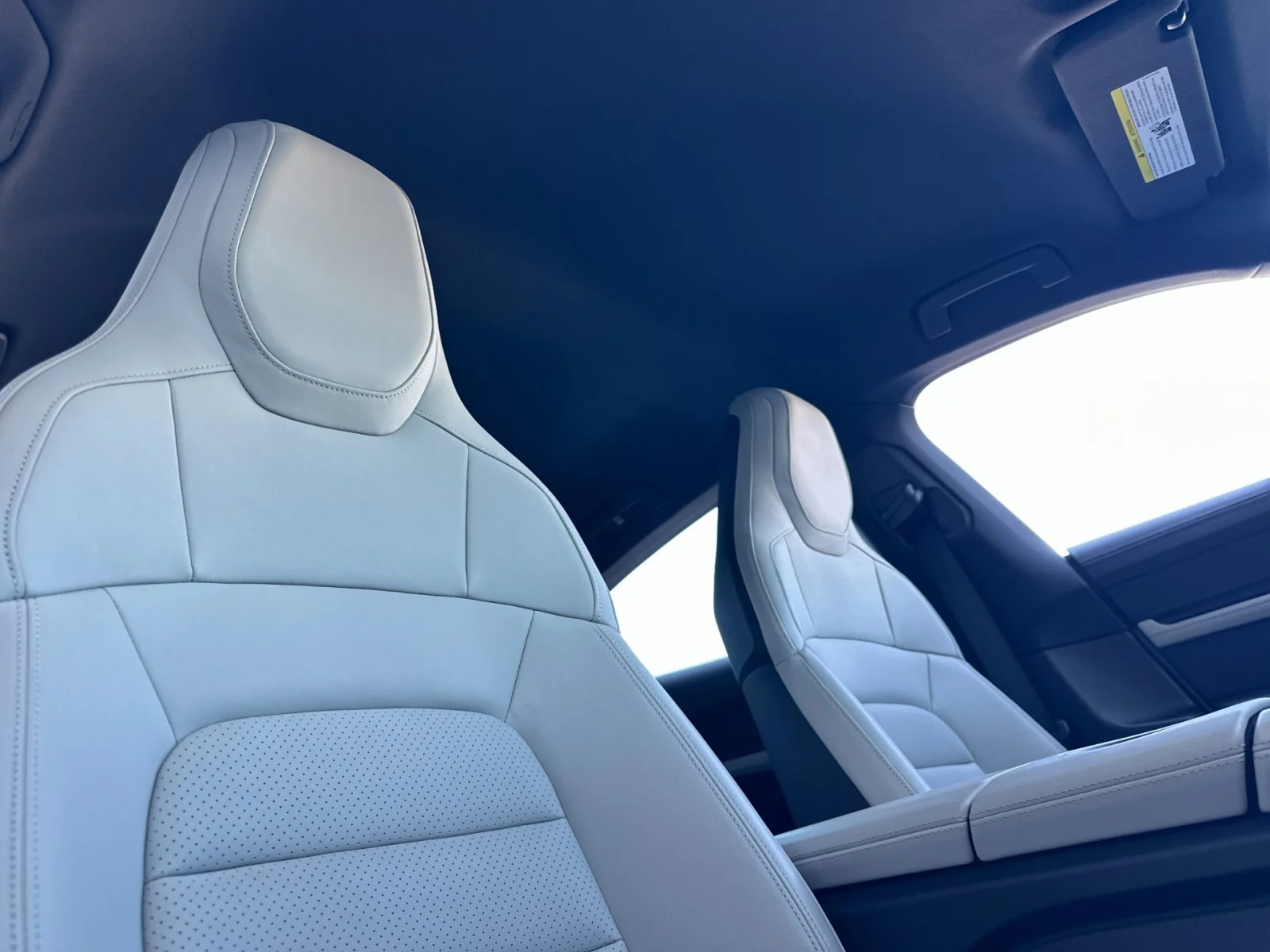 Certified Used 2023 White Porsche  image 16