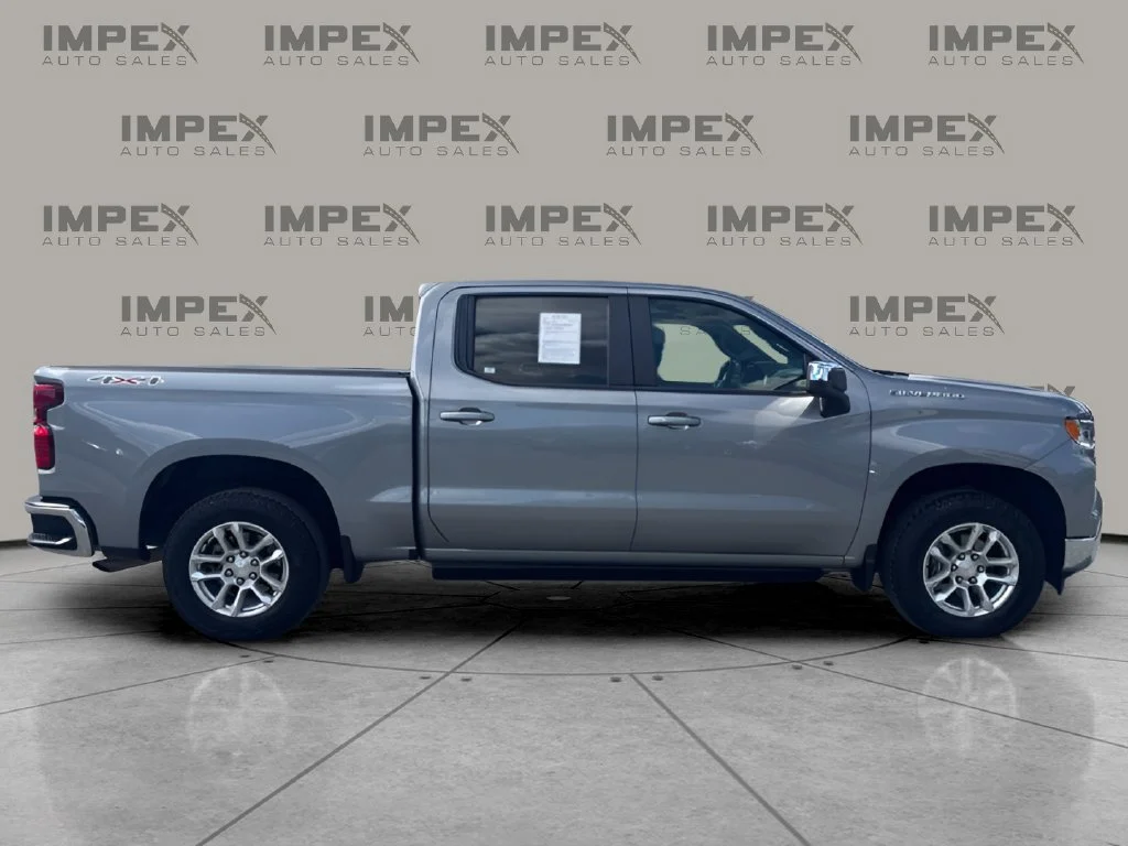 Used 2024 Gray Chevrolet LT image 6