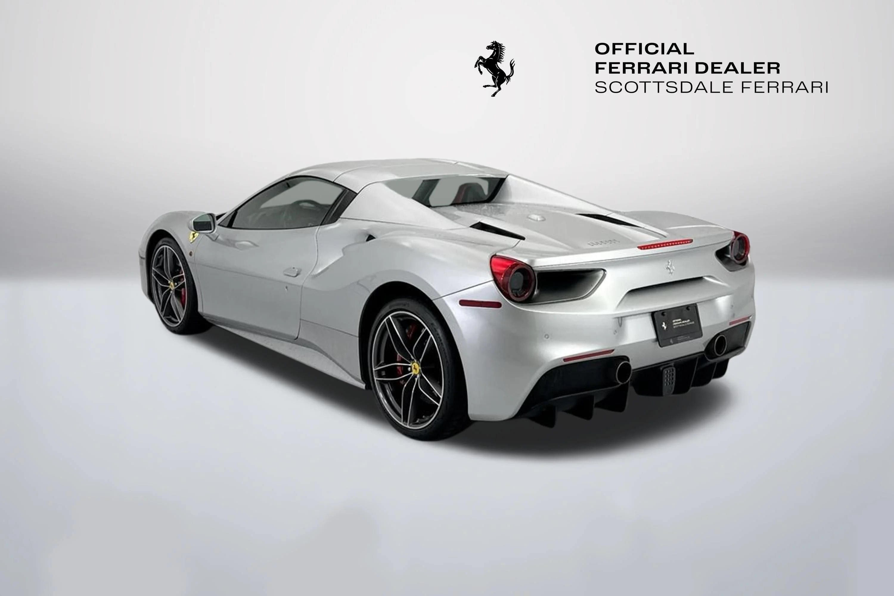 Used 2018 Argento Nurburgring Ferrari  image 15