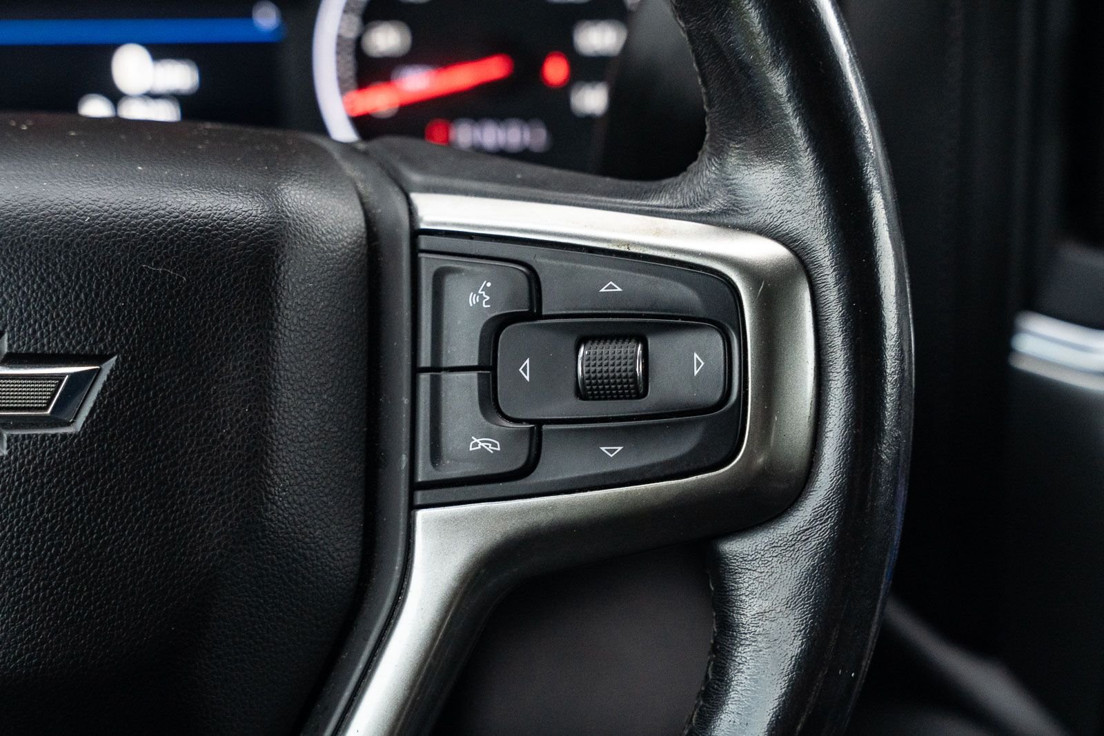 Used 2021 Gray Chevrolet RST image 25